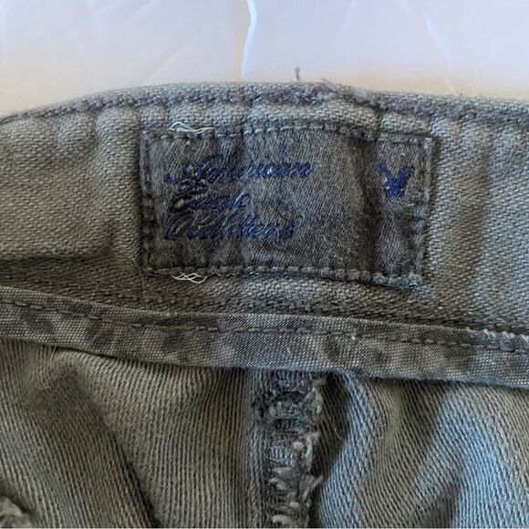 American Eagle Outfitters Army Green Shorts Sz 4 - Picture 9 of 10